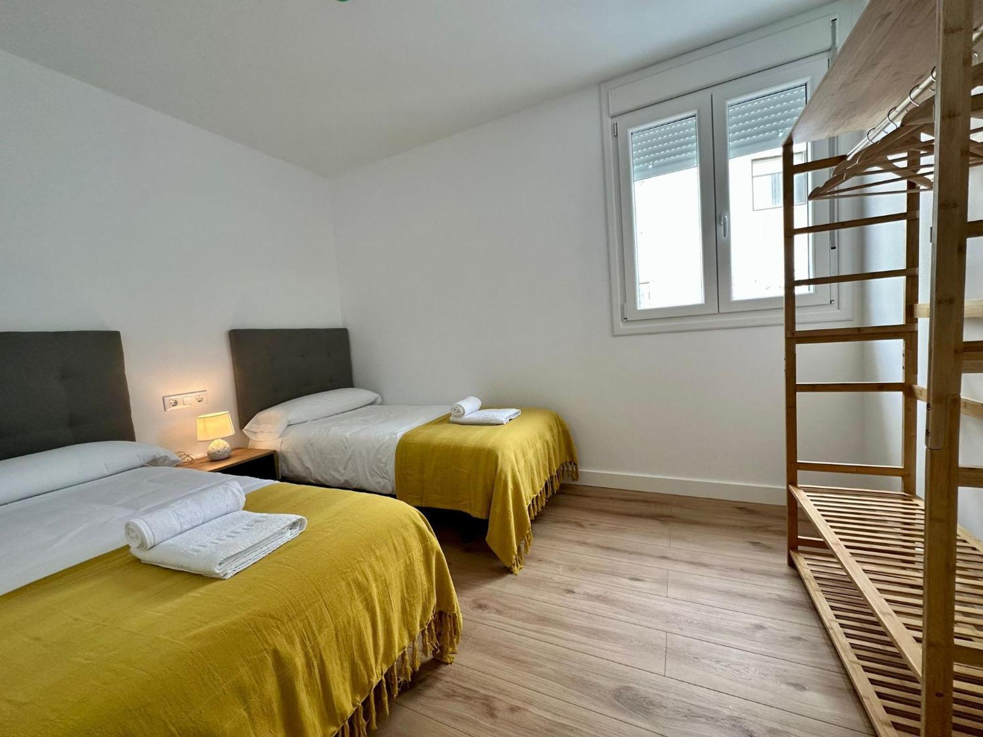 Apartamentos La Muralla Grupo Ac Gestion Cádiz Buitenkant foto